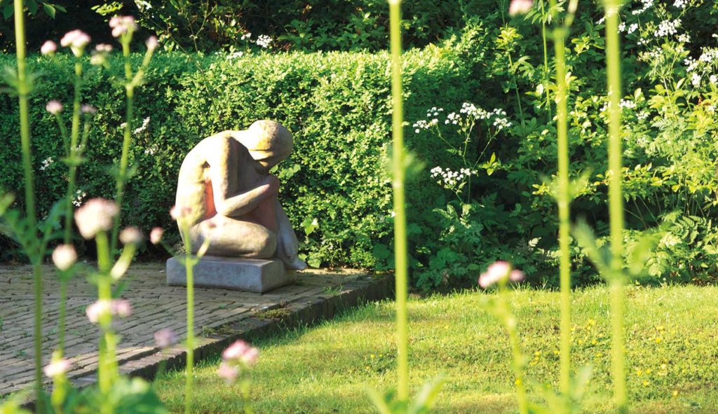 Thematuin genaamd 'Jeu de Boules-tuin' op Hovenierscentrum De Briellaerd in Barneveld