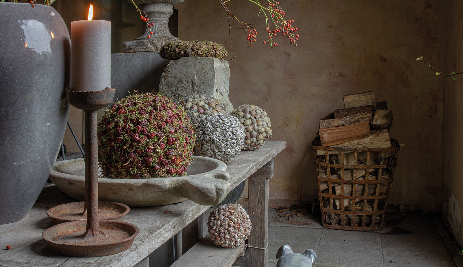 Decoratieve bollen maken van natuurlijke materialen