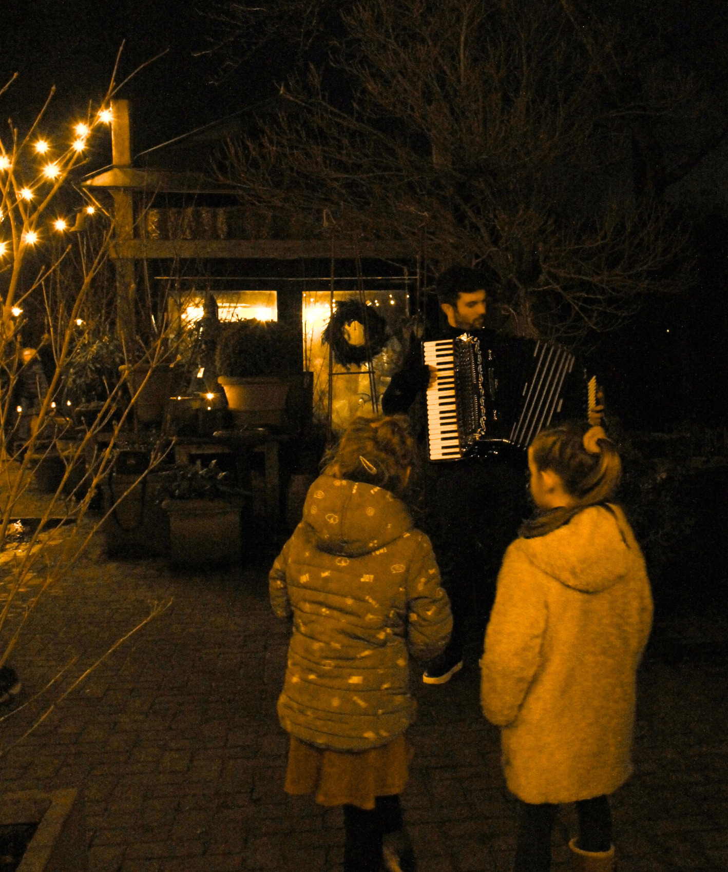 Kaarsjesavond: muziek, lichtjes, lekker eten en gezelligheid