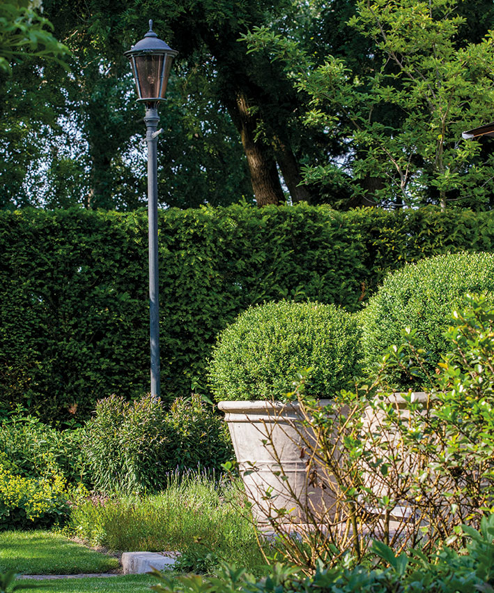 Klassieke tuin in Genemuiden
